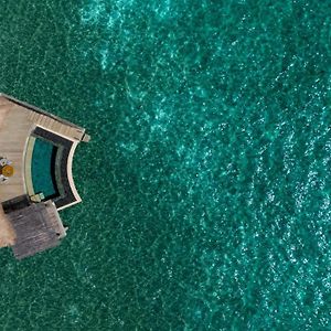 Club One-Bedroom Overwater Villa